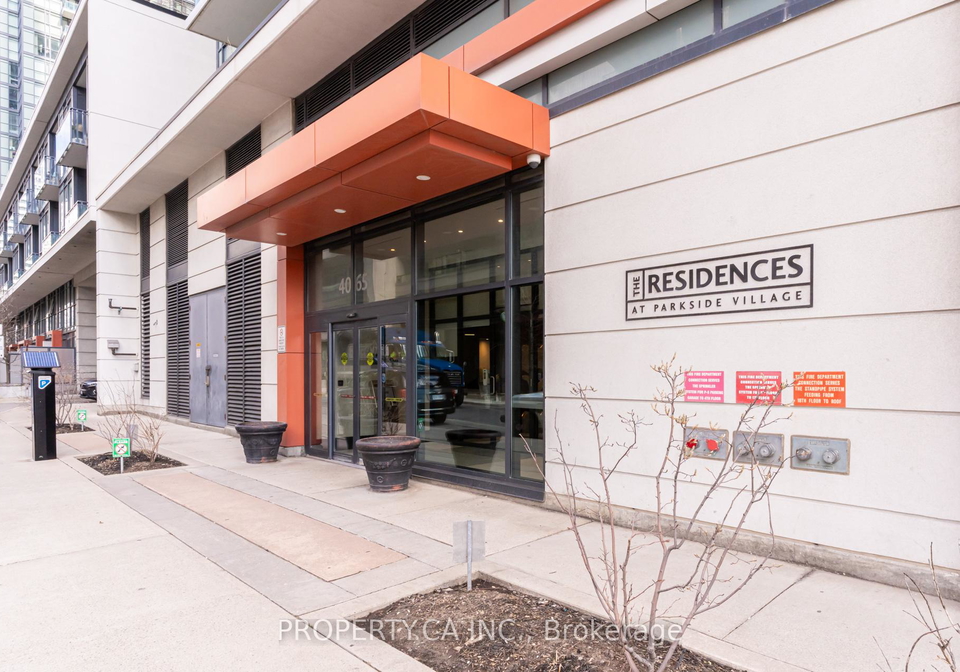 4065-brickstone-mews-mississauga-ontario-w13019426