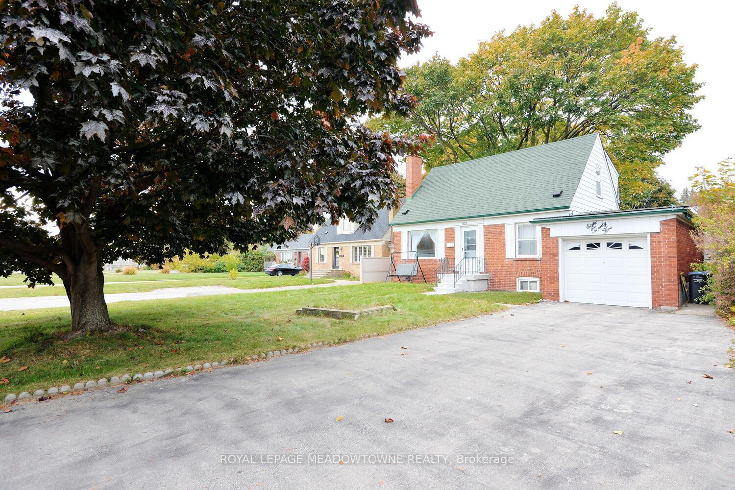 825-north-service-road-mississauga-ontario-w13019542