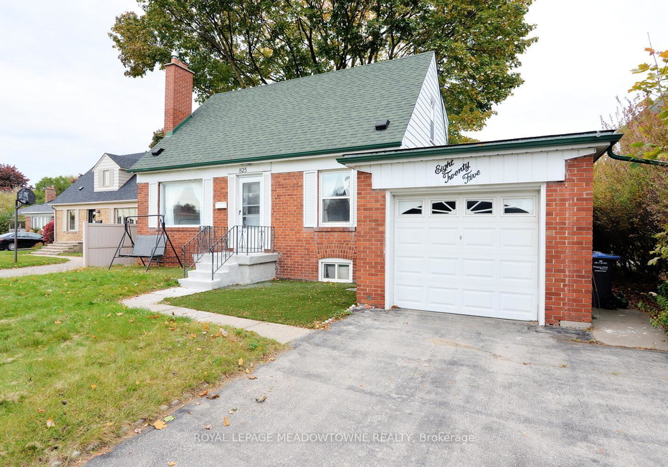 825-north-service-road-mississauga-ontario-w13019542