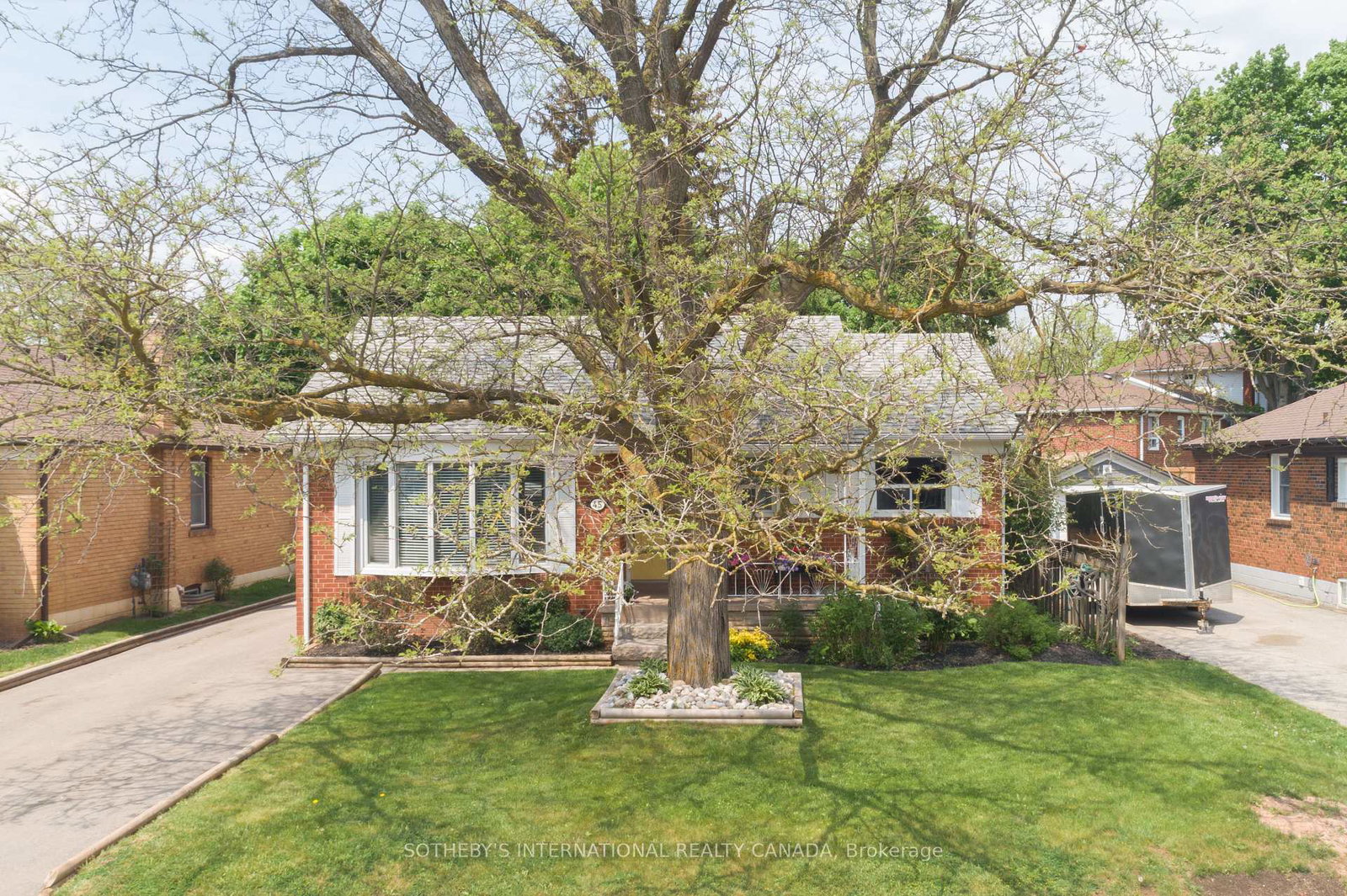 45-churchill-crescent-halton-hills-ontario-w13019572