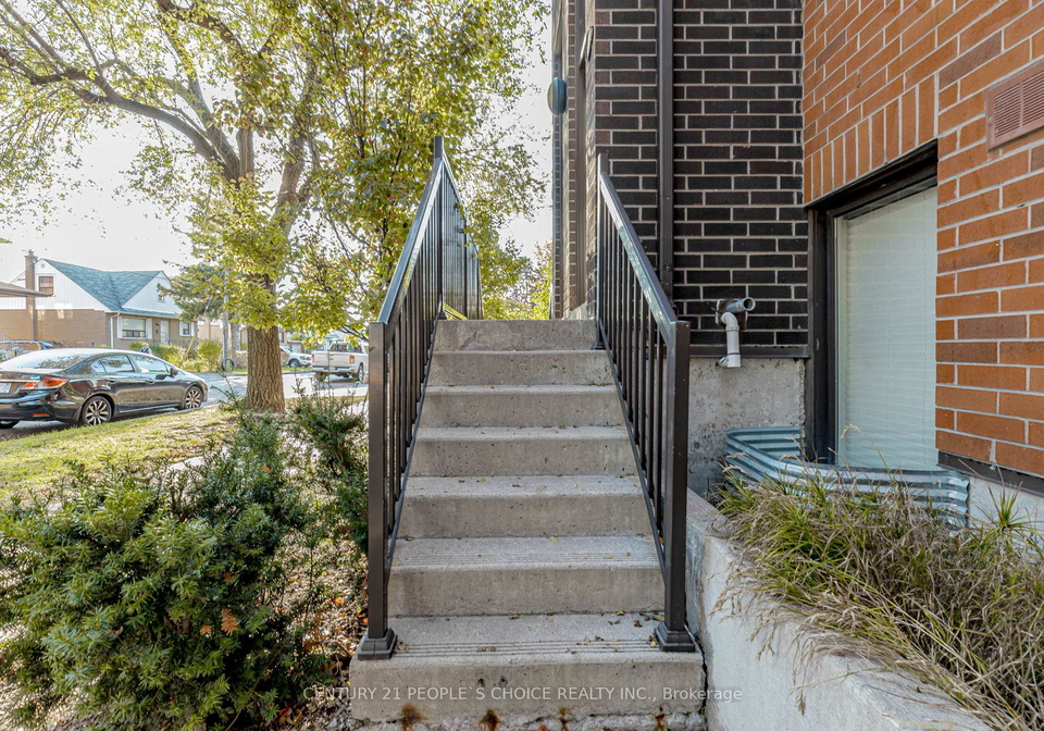 68-winston-park-boulevard-york-ontario-w13019580