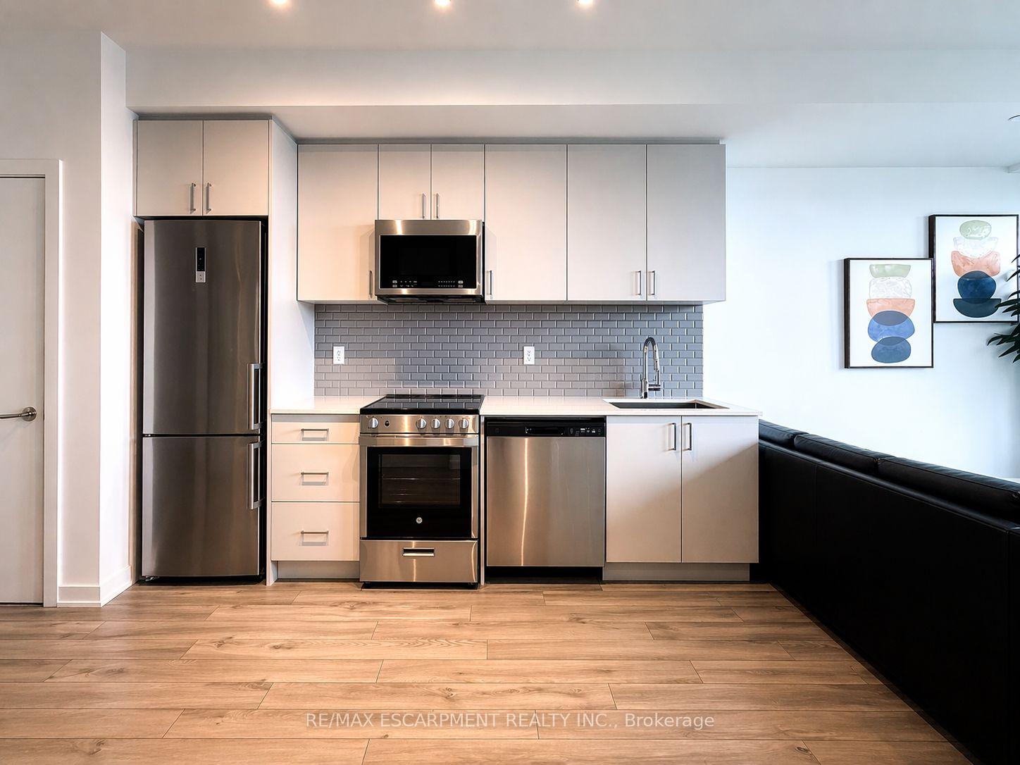 1005-dundas-street-e-oakville-ontario-w13019690