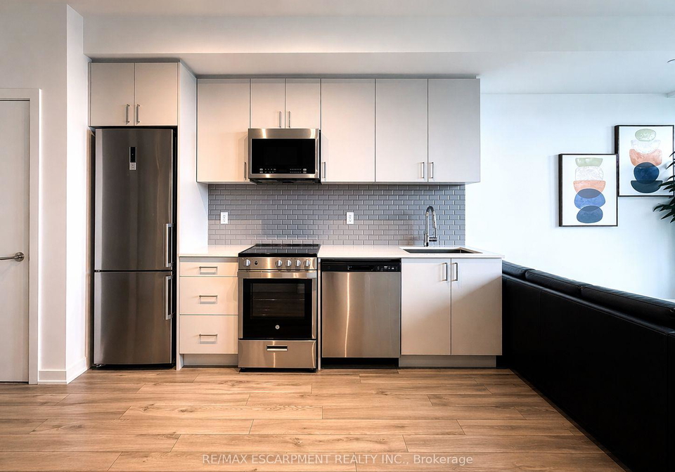 1005-dundas-street-e-oakville-ontario-w13019690