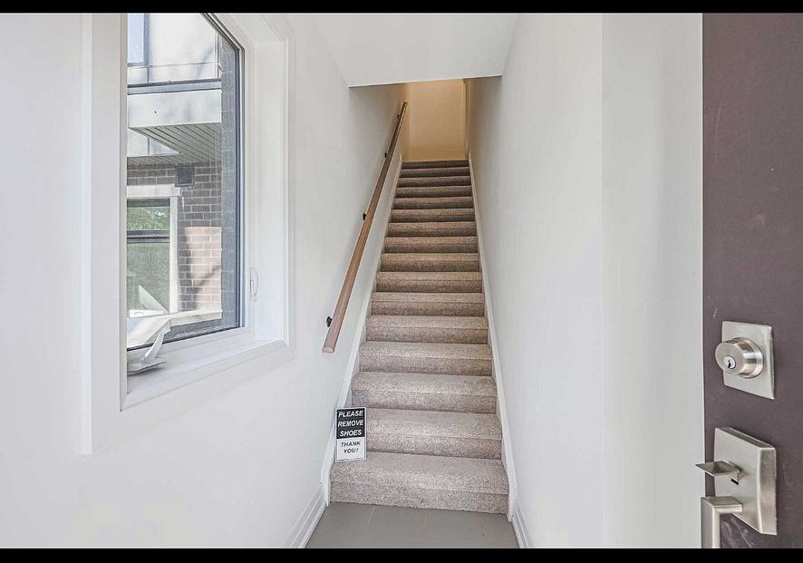 28-marina-avenue-etobicoke-ontario-w13019706