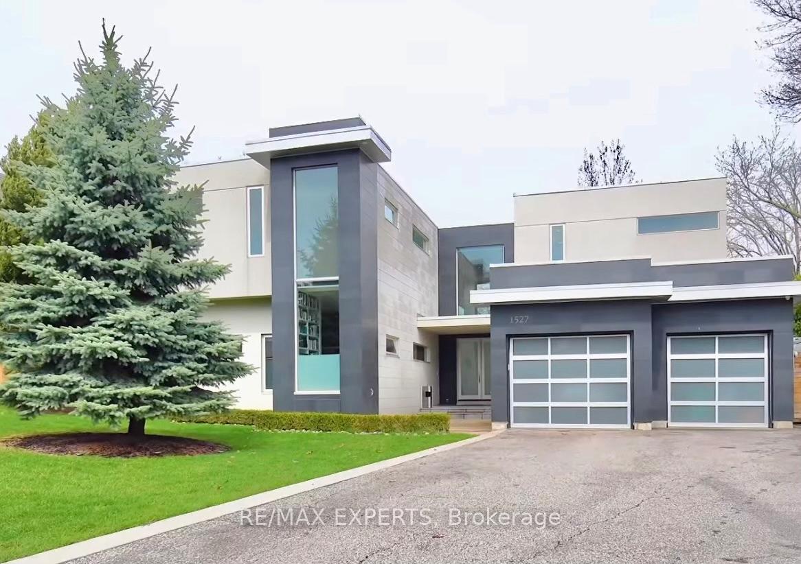 1527-glenhill-crescent-mississauga-ontario-w13020210