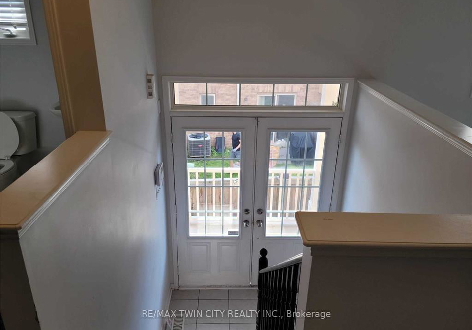 2165-fiddlers-way-oakville-ontario-w13020274