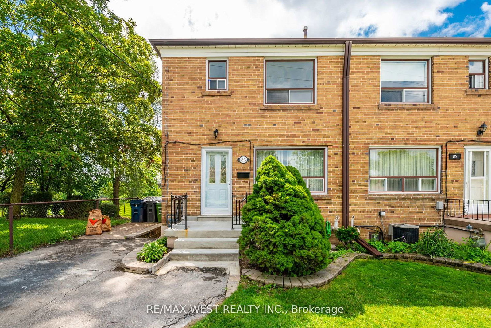 83-east-drive-toronto-ontario-w13020700