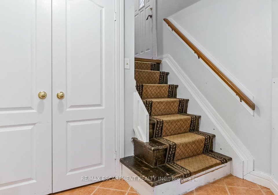 249-southview-road-oakville-ontario-w13020784