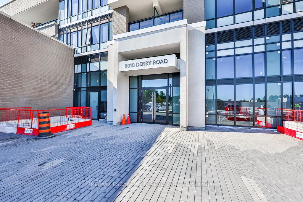 8010-derry-road-milton-ontario-w13020878