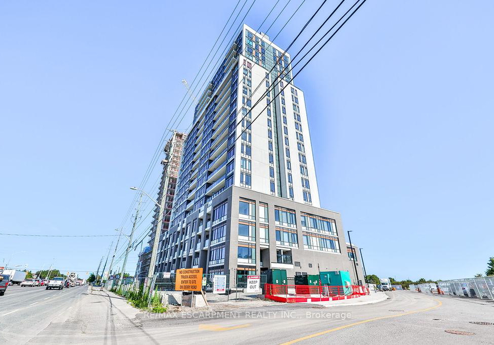 8010-derry-road-milton-ontario-w13020878