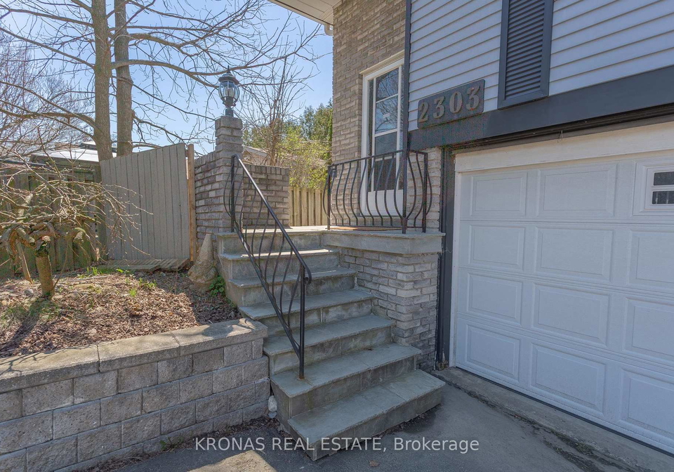2303-malcolm-crescent-burlington-ontario-w13020886