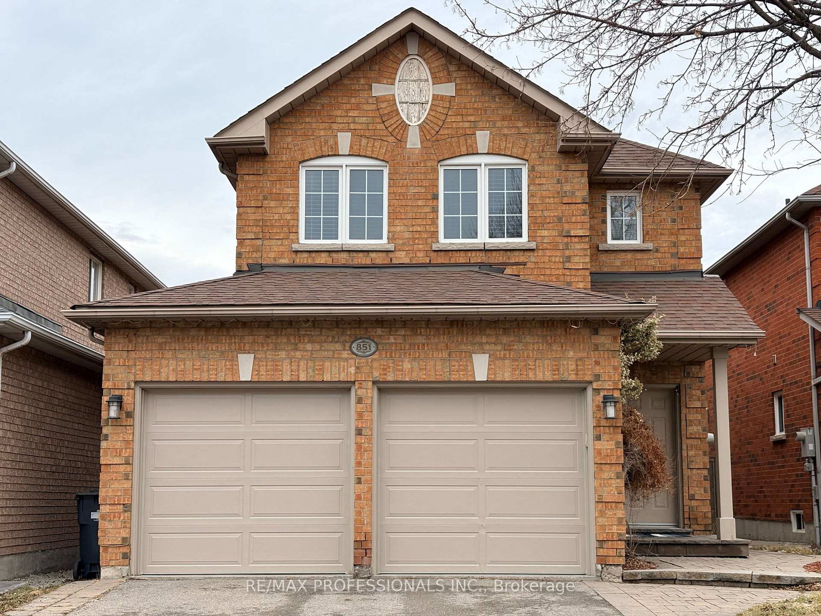851-clemens-crescent-mississauga-ontario-w13021082