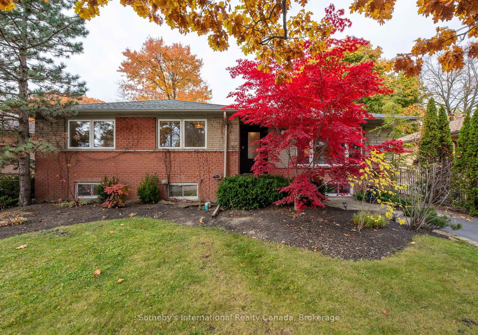 71-north-forster-park-drive-oakville-ontario-w13021096