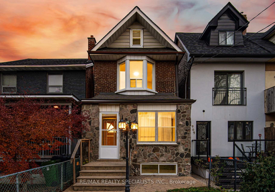 971-saint-clarens-avenue-toronto-ontario-w13021254