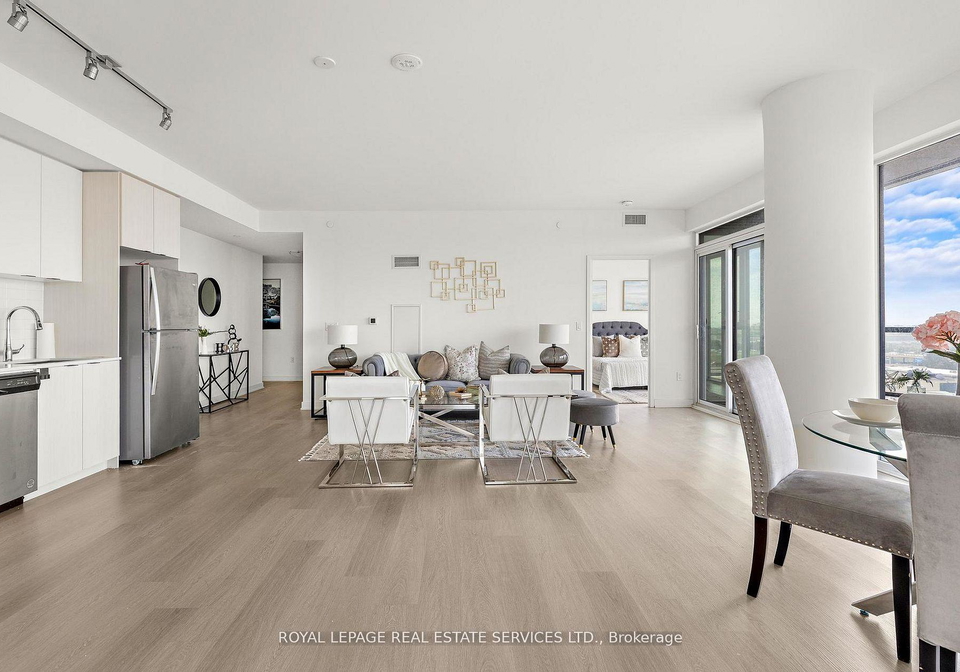 859-the-queensway-etobicoke-ontario-w13021406