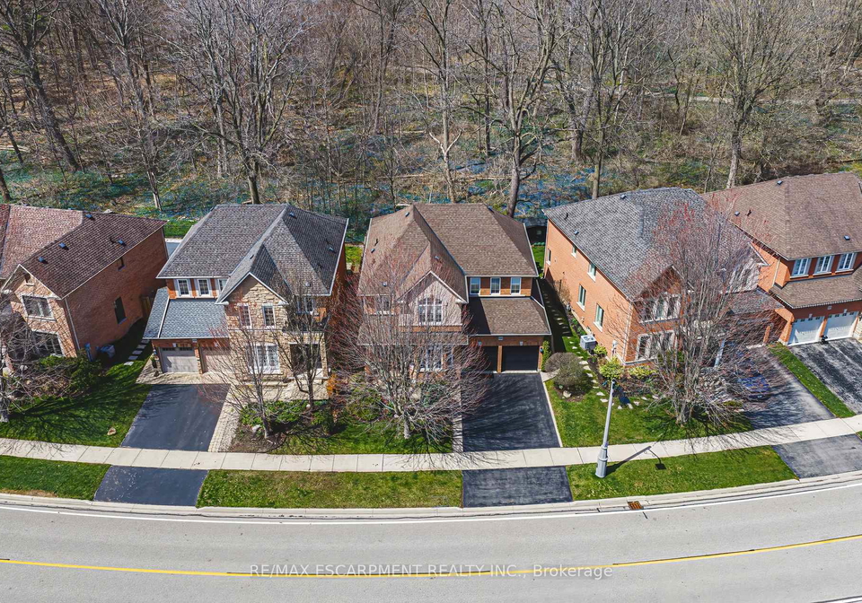 125-creek-path-avenue-oakville-ontario-w13021472