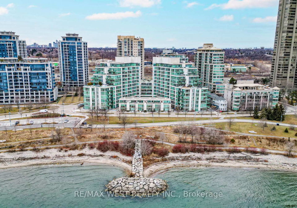 5-marine-parade-drive-etobicoke-ontario-w13021640