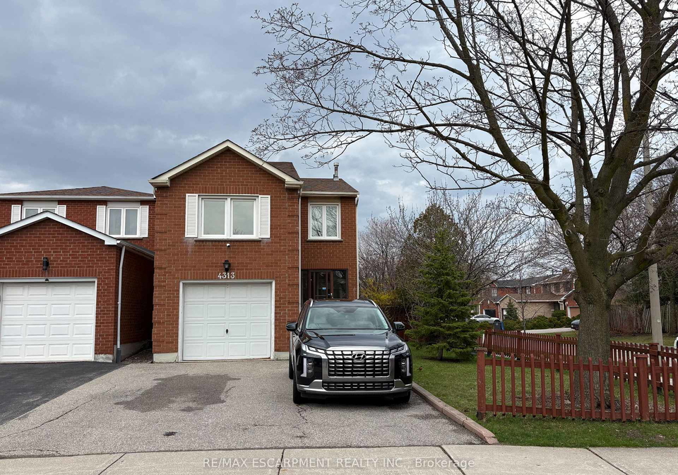 4313-lee-drive-mississauga-ontario-w13021880