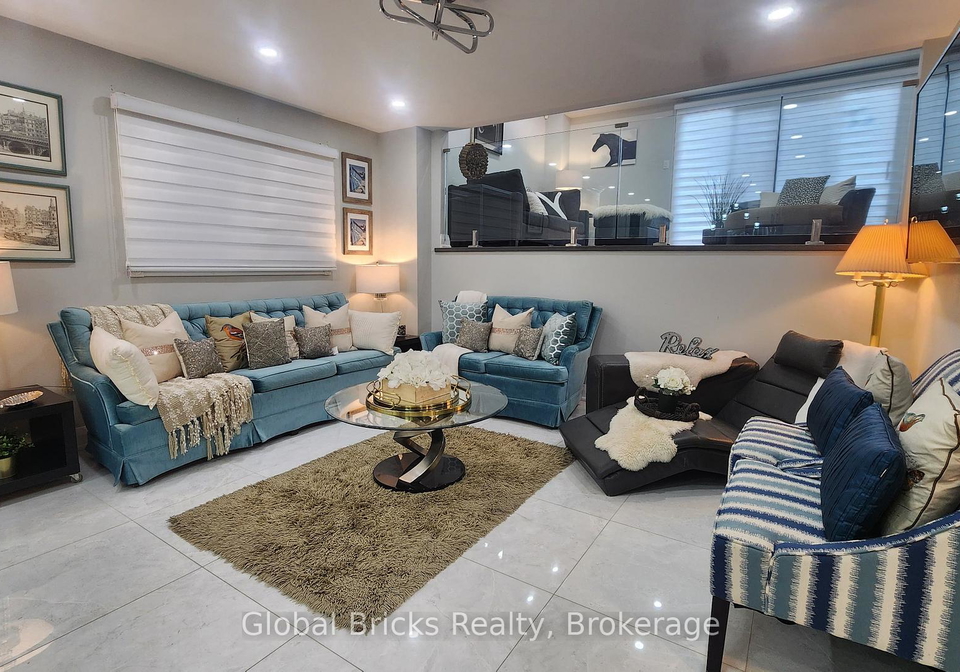 4079-trapper-crescent-mississauga-ontario-w13021990