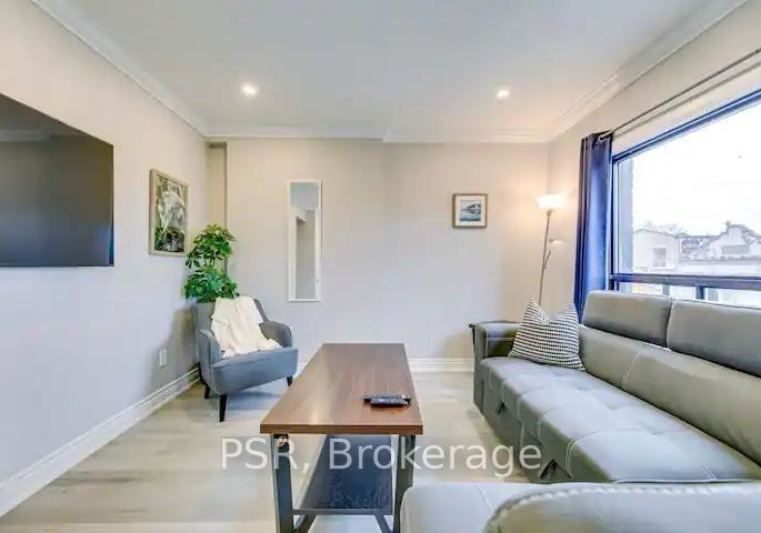 1051-bloor-street-toronto-ontario-w13022086