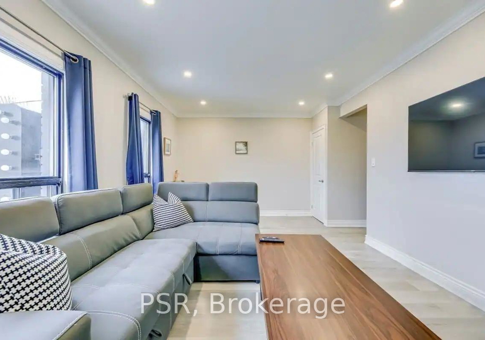 1051-bloor-street-toronto-ontario-w13022086