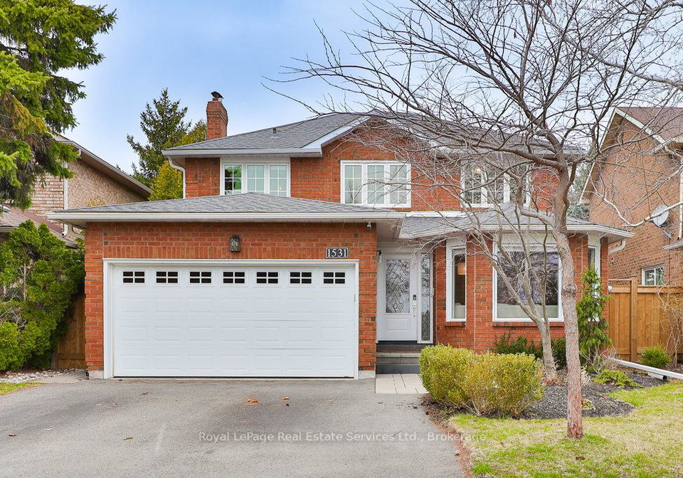 1531-stoneybrook-trail-oakville-ontario-w13022096