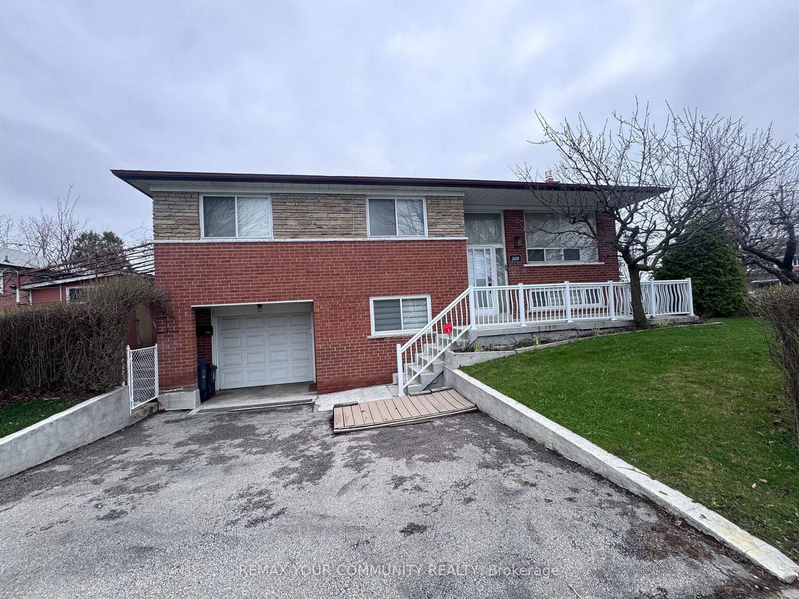 300-driftwood-avenue-york-ontario-w13022110