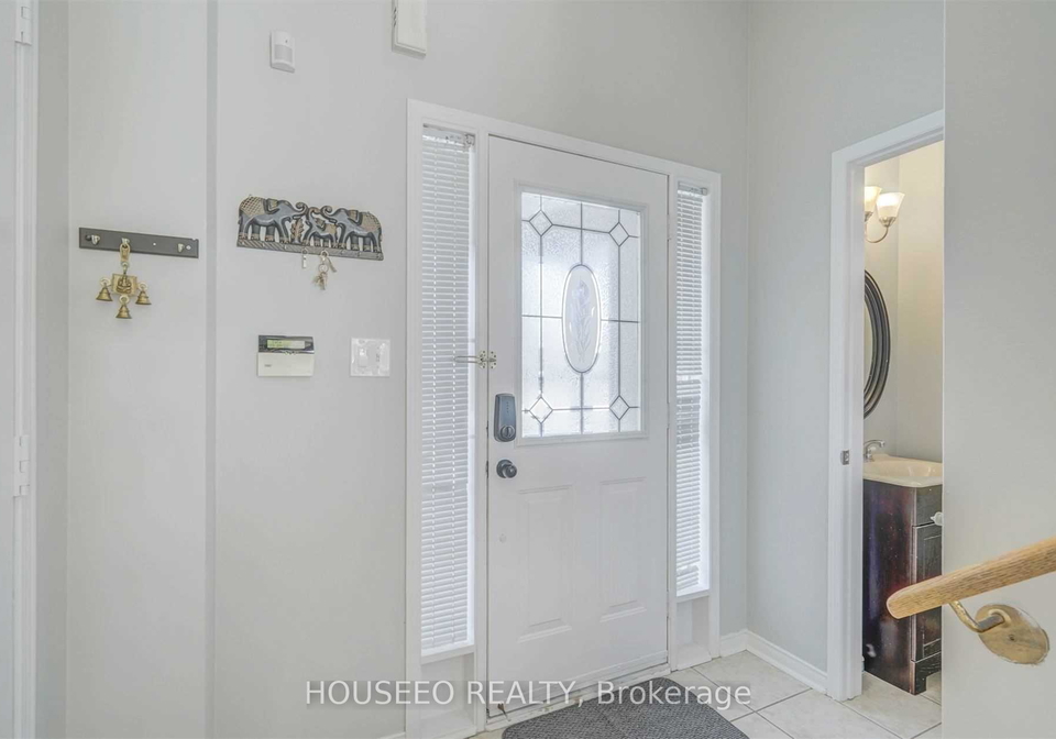 127-farthingale-crescent-brampton-ontario-w13022112