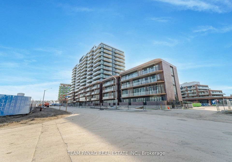 220-missinnihe-way-mississauga-ontario-w13022134