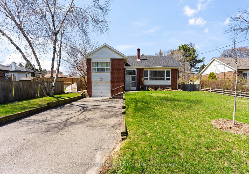 1821-christopher-road-mississauga-ontario-w13022162