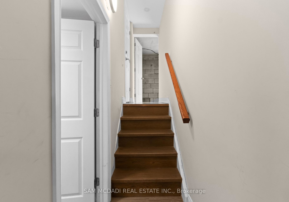 1821-christopher-road-mississauga-ontario-w13022162