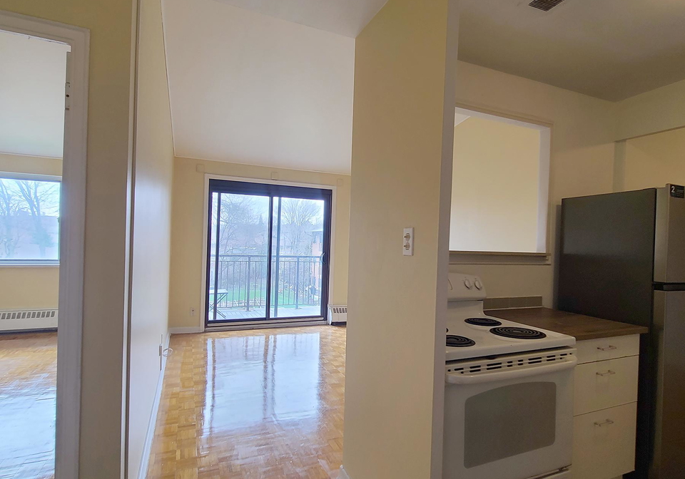 80-blackfriar-avenue-etobicoke-ontario-w13022258