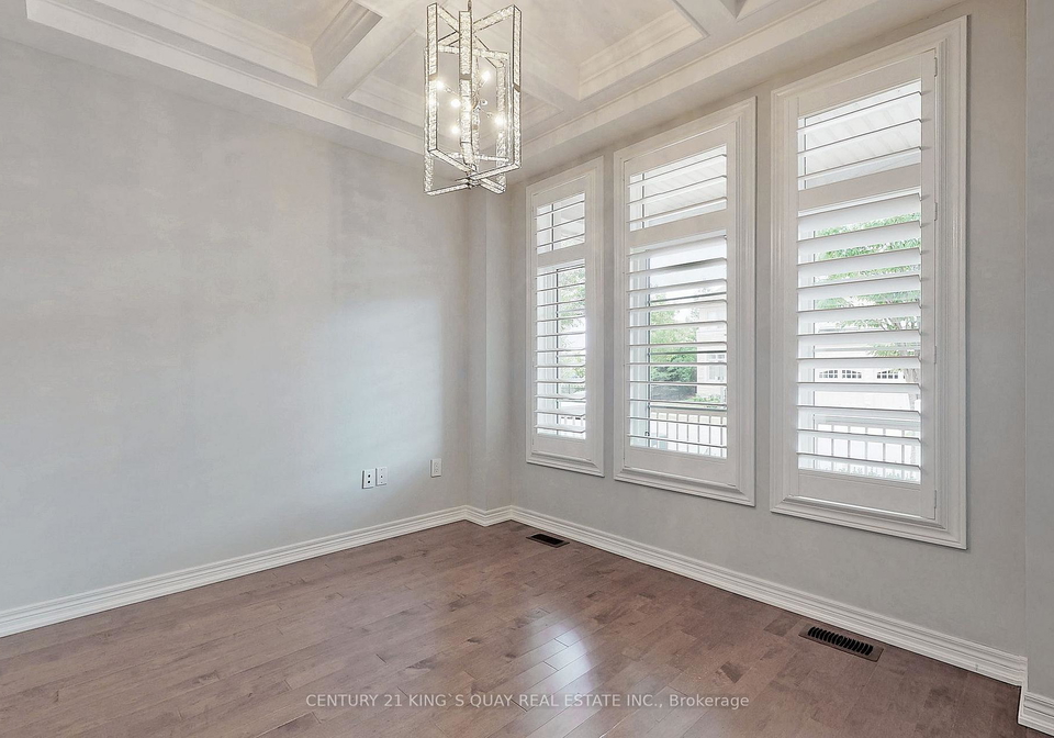 543-bridgeview-road-oakville-ontario-w13022354