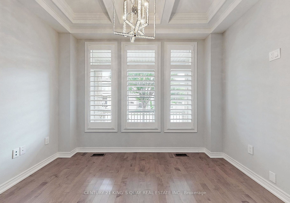 543-bridgeview-road-oakville-ontario-w13022354