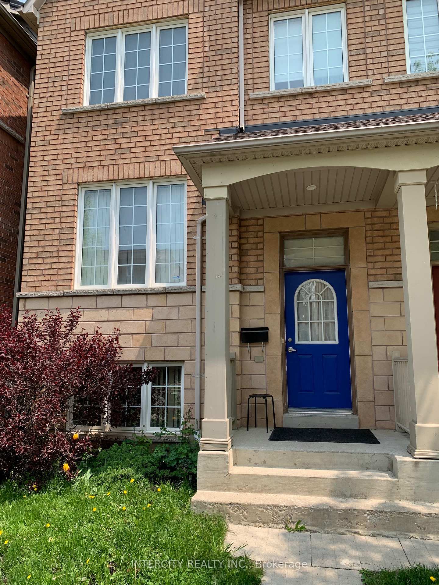 17-aldwinckle-heights-york-ontario-w13022654