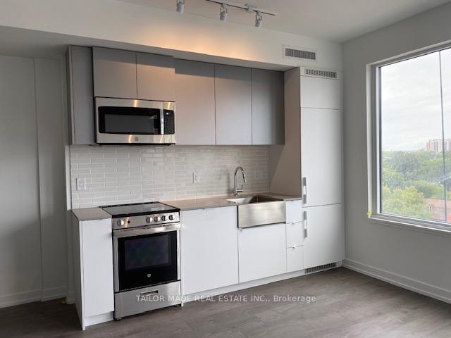 270-dufferin-street-toronto-ontario-w13022726