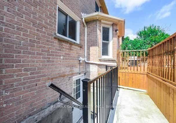198-harrowsmith-drive-mississauga-ontario-w13022932