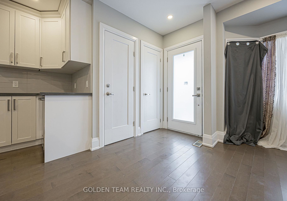 64-bowie-avenue-north-york-ontario-w13023224