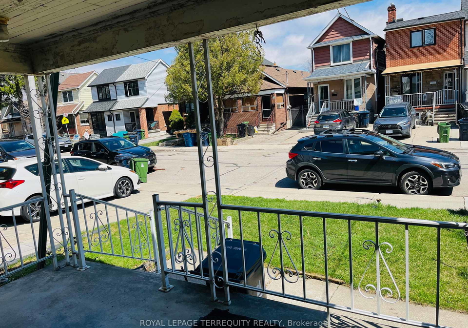 64-chambers-avenue-toronto-ontario-w13023230