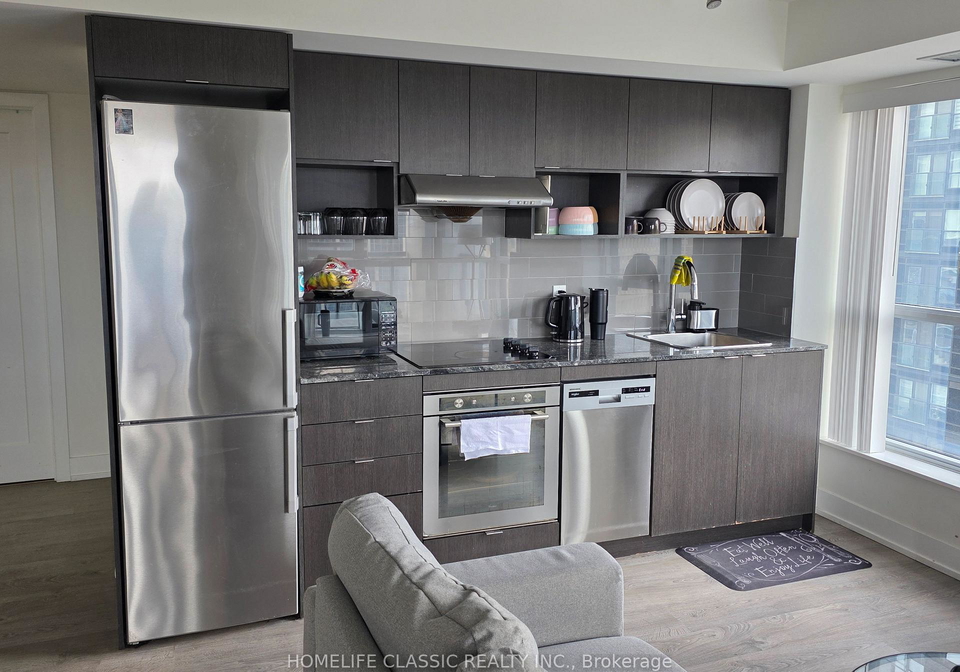 7-mabelle-avenue-etobicoke-ontario-w13023314
