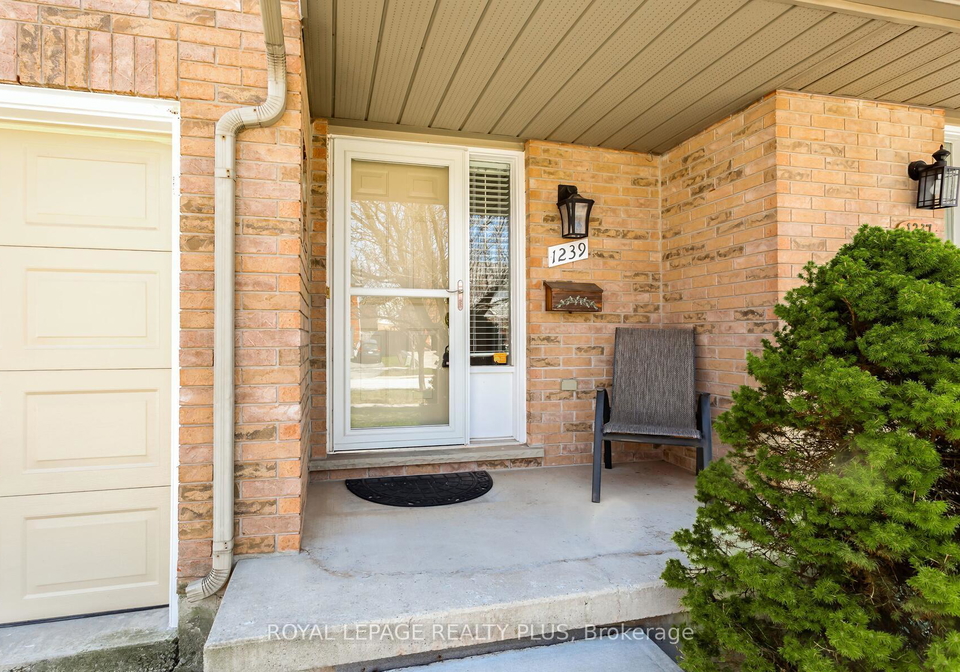 1239-blanshard-drive-burlington-ontario-w13023738