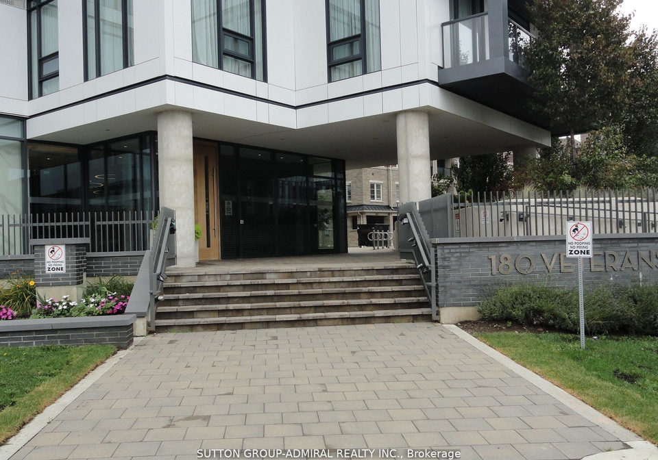 180-veterans-drive-brampton-ontario-w13023862