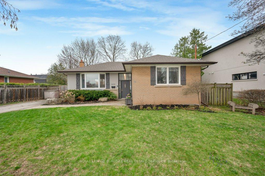 602-stephens-crescent-oakville-ontario-w13024512