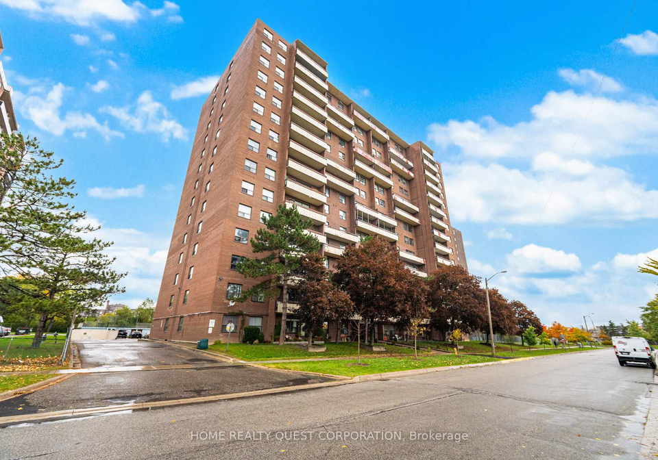 45-silverstone-drive-etobicoke-ontario-w13024848