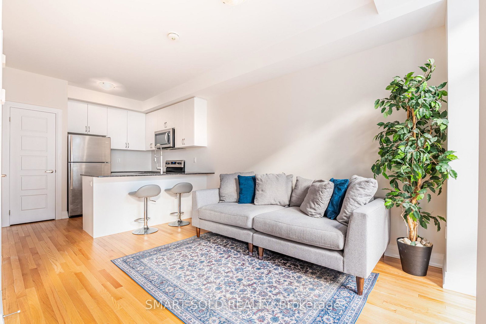 713-lawrence-avenue-w-north-york-ontario-w13024890