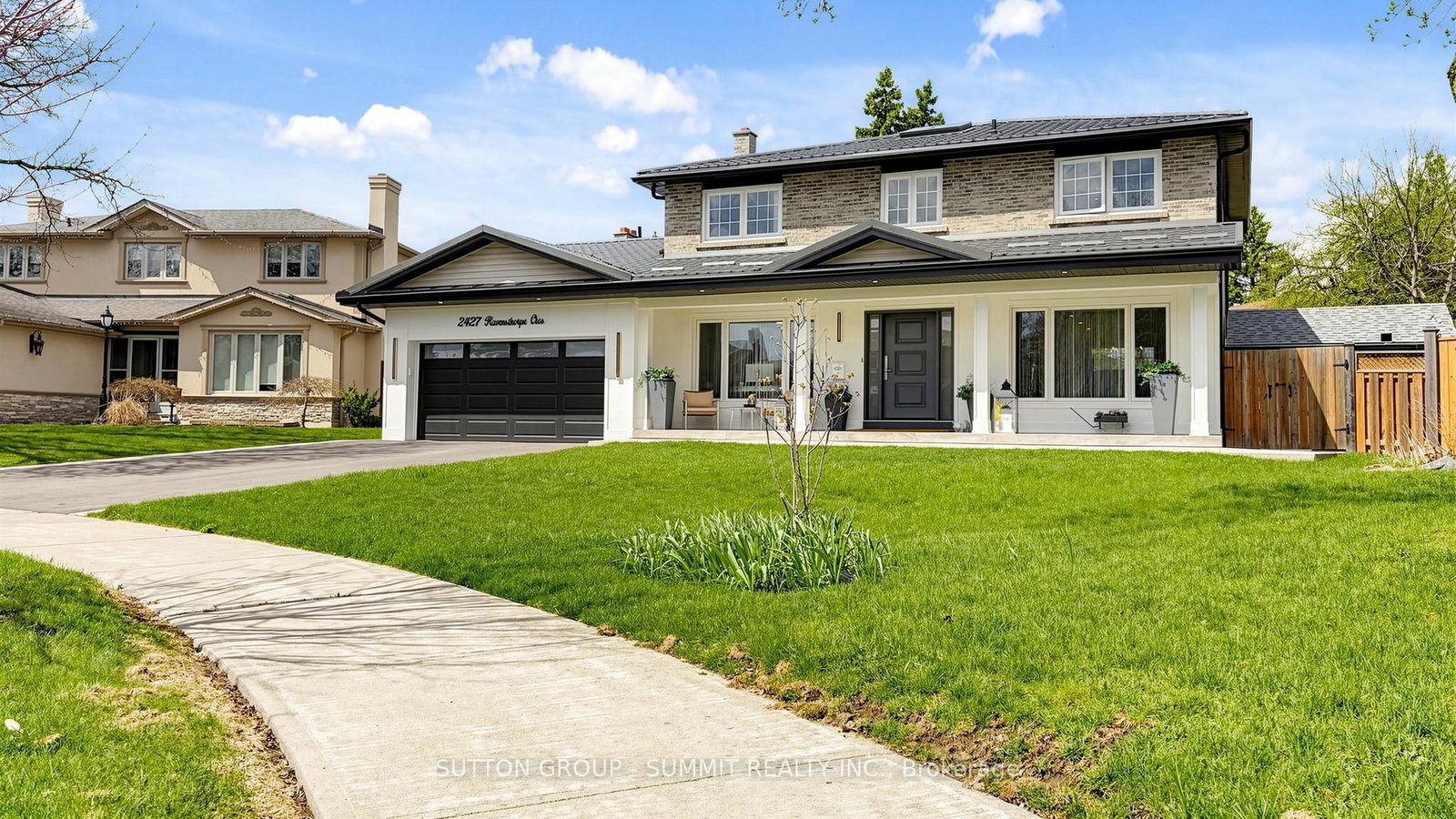 2427-ravensthorpe-crescent-mississauga-ontario-w13024918