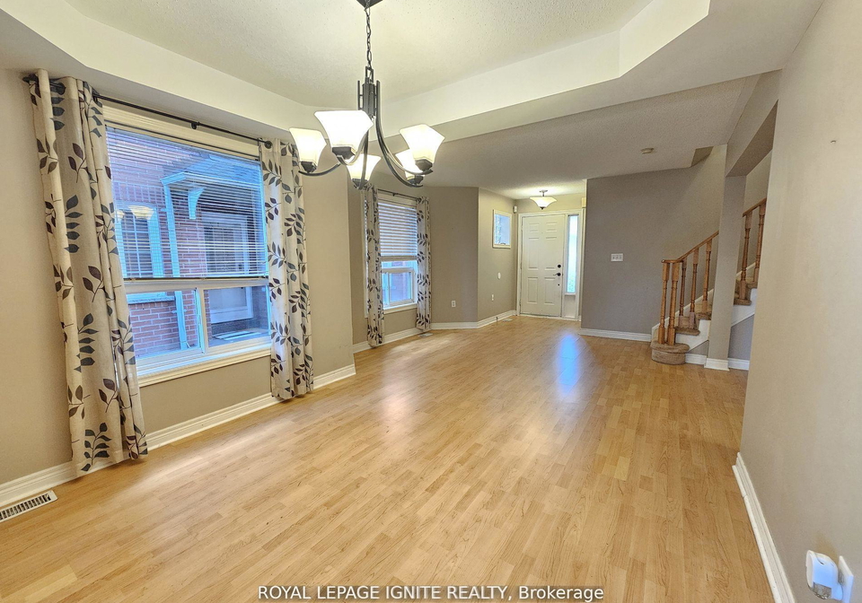 60-pressed-brick-drive-brampton-ontario-w13024940