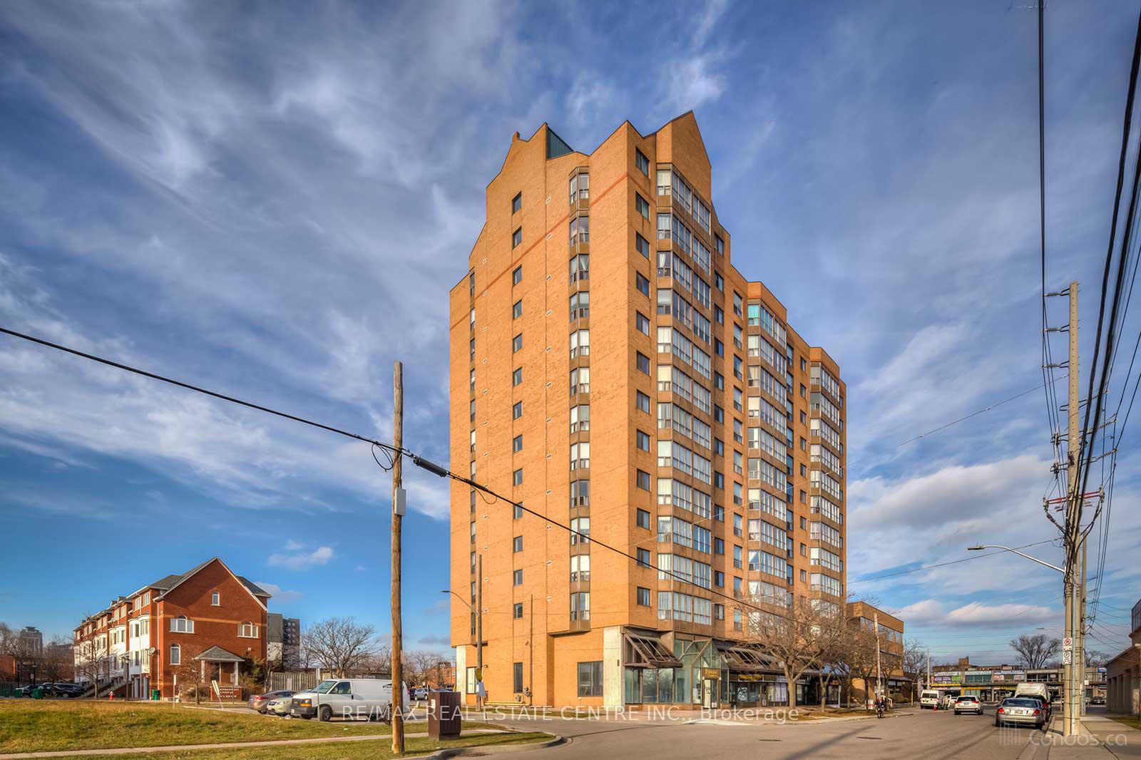25-agnes-street-mississauga-ontario-w13025332