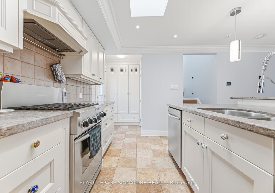 34-lorraine-crescent-brampton-ontario-w13025470