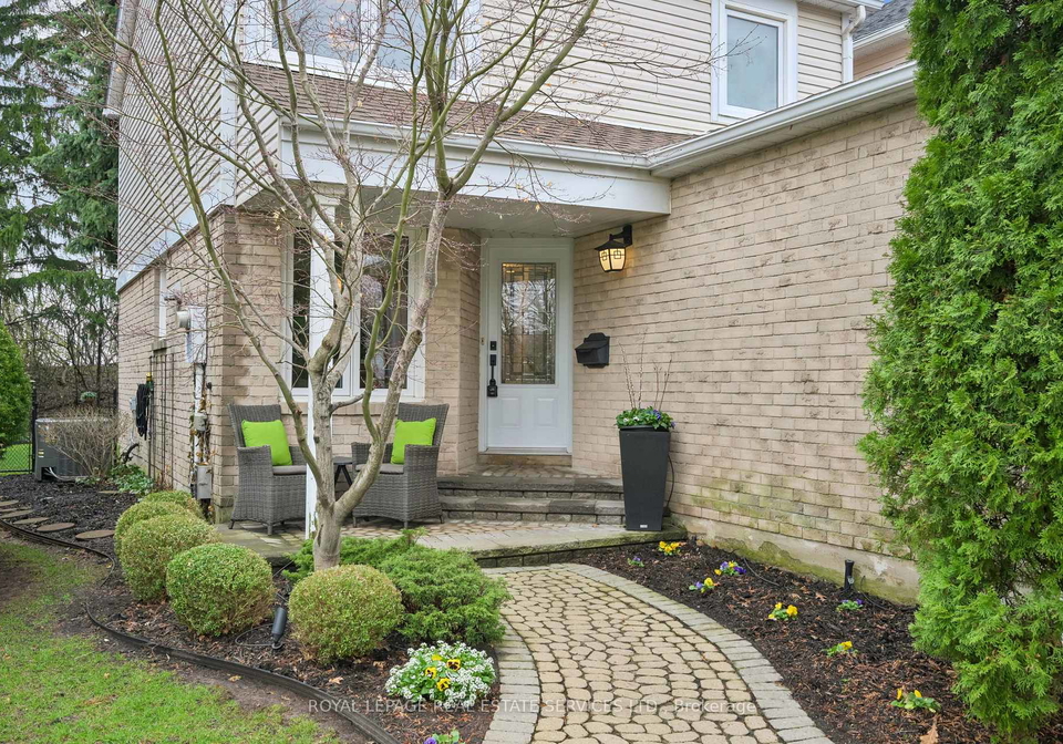 1078-montgomery-drive-oakville-ontario-w13025564
